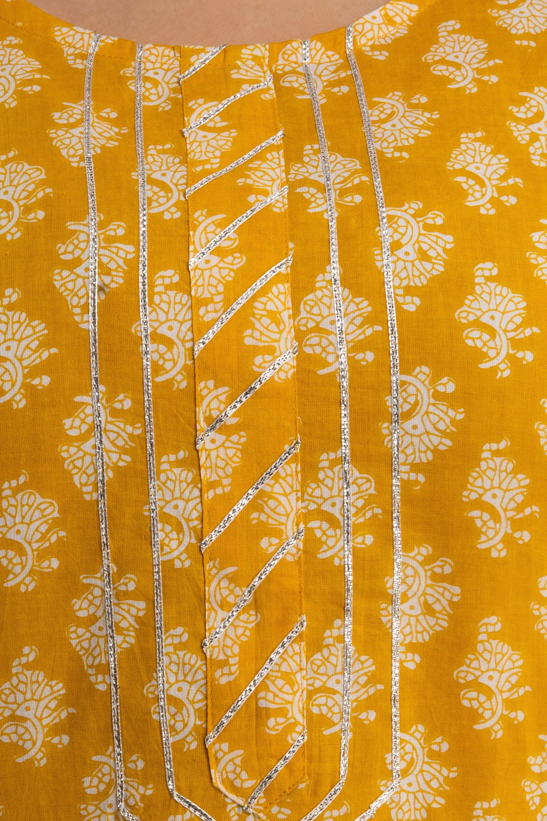 Haldi Hues Dupatta Set