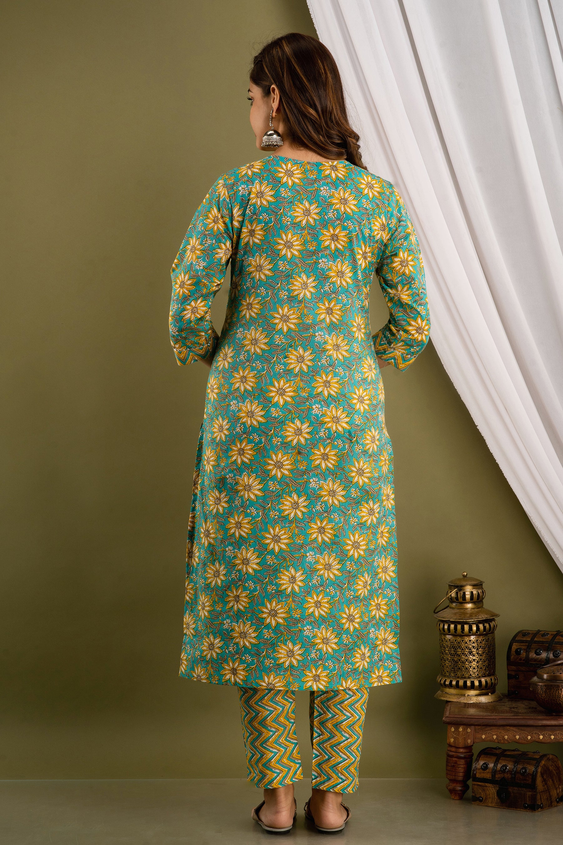 Turquoise Bloom Dupatta Set