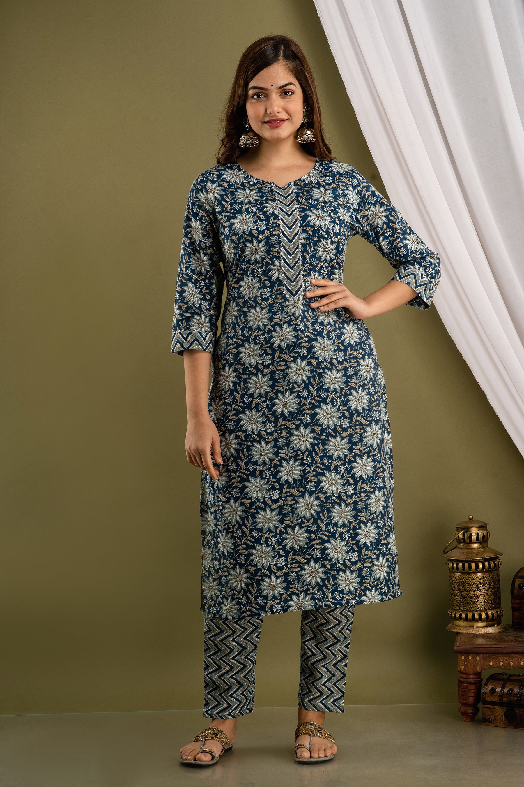 Indigo Chevron Dupatta Set