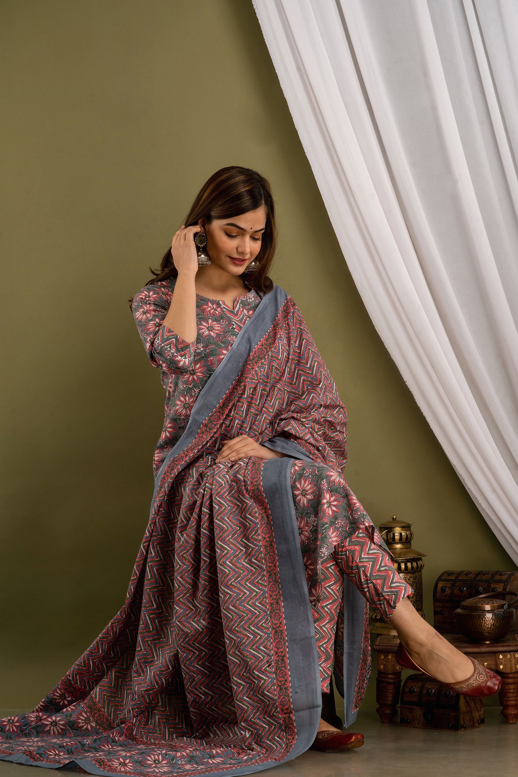 Charcoal Rose Ensemble Dupatta Set