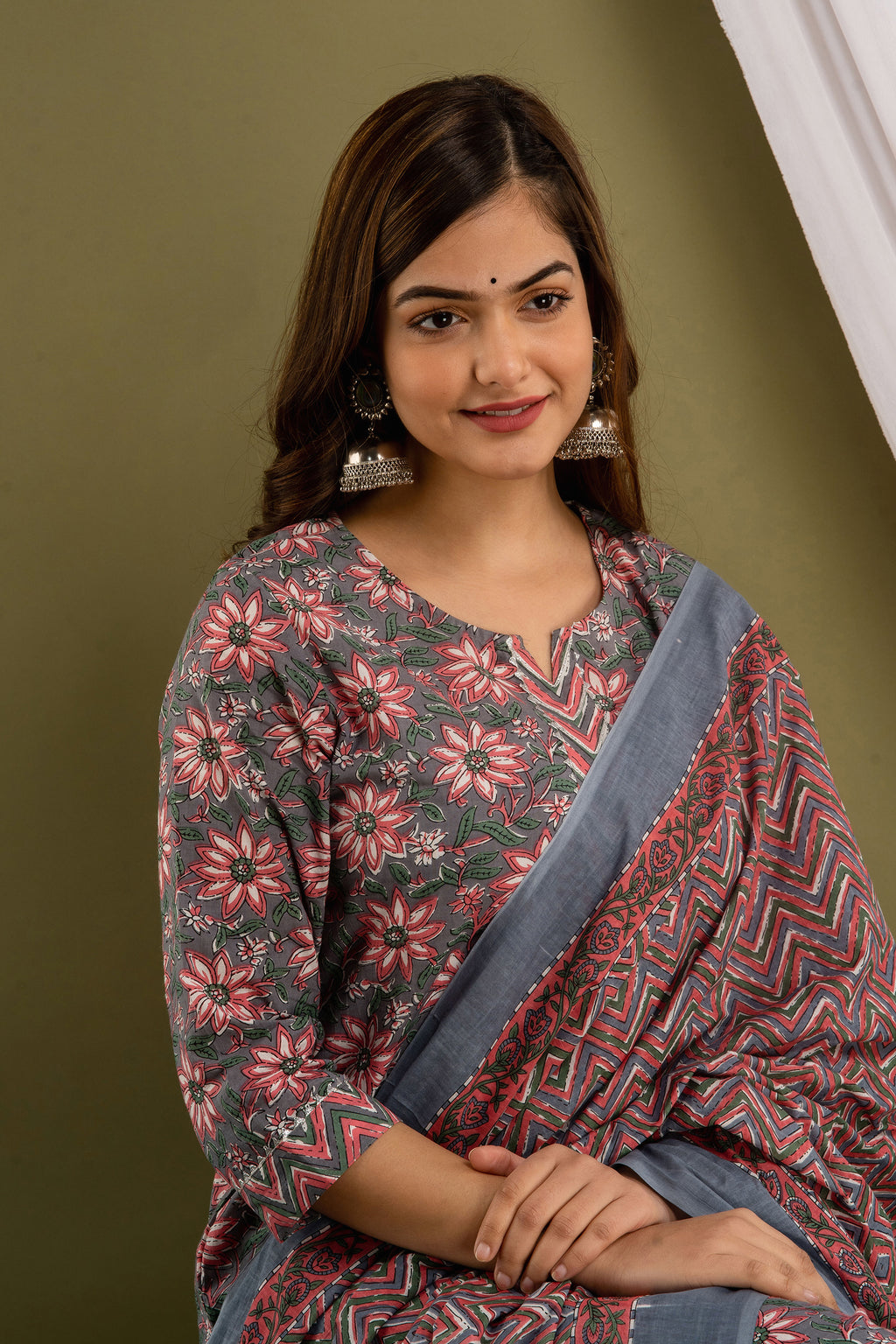 Charcoal Rose Ensemble Dupatta Set