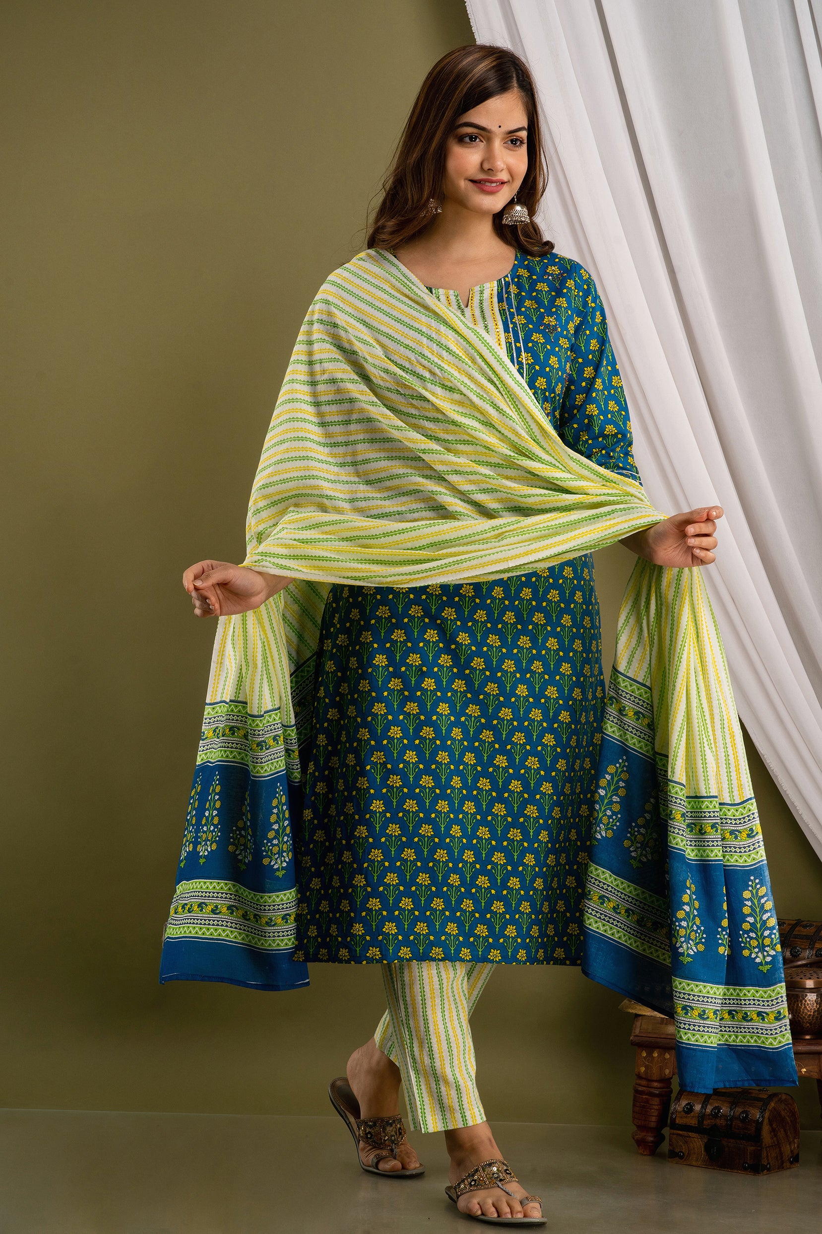 Peacock Meadow Dupatta Set