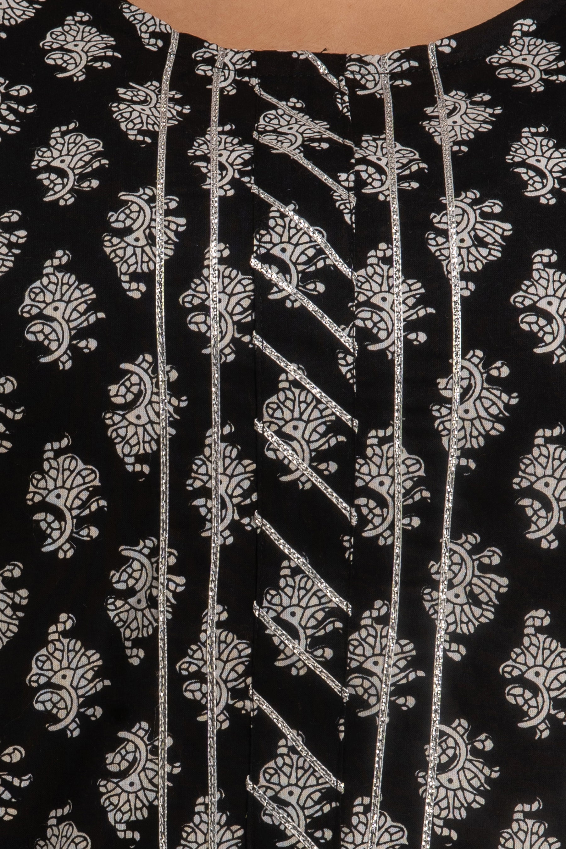 Moonlit Monochrome Dupatta Set