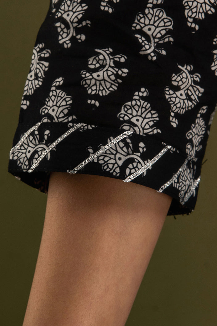 Moonlit Monochrome Dupatta Set