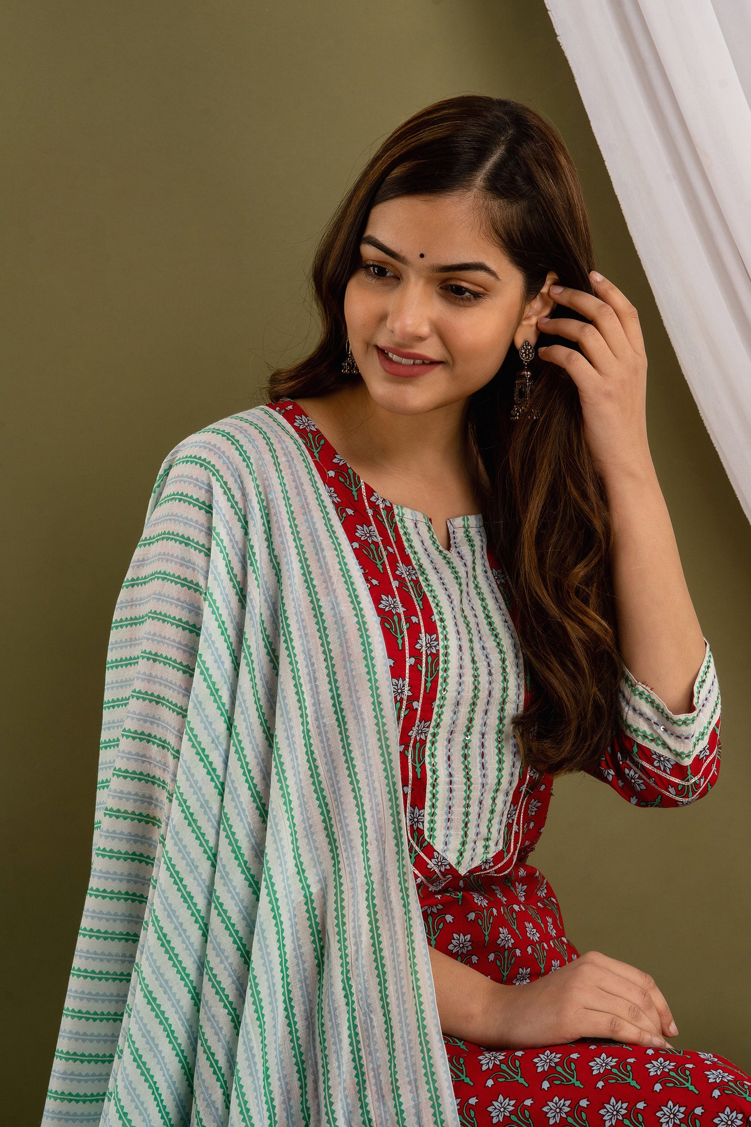 Ruby Bloom Dupatta Set