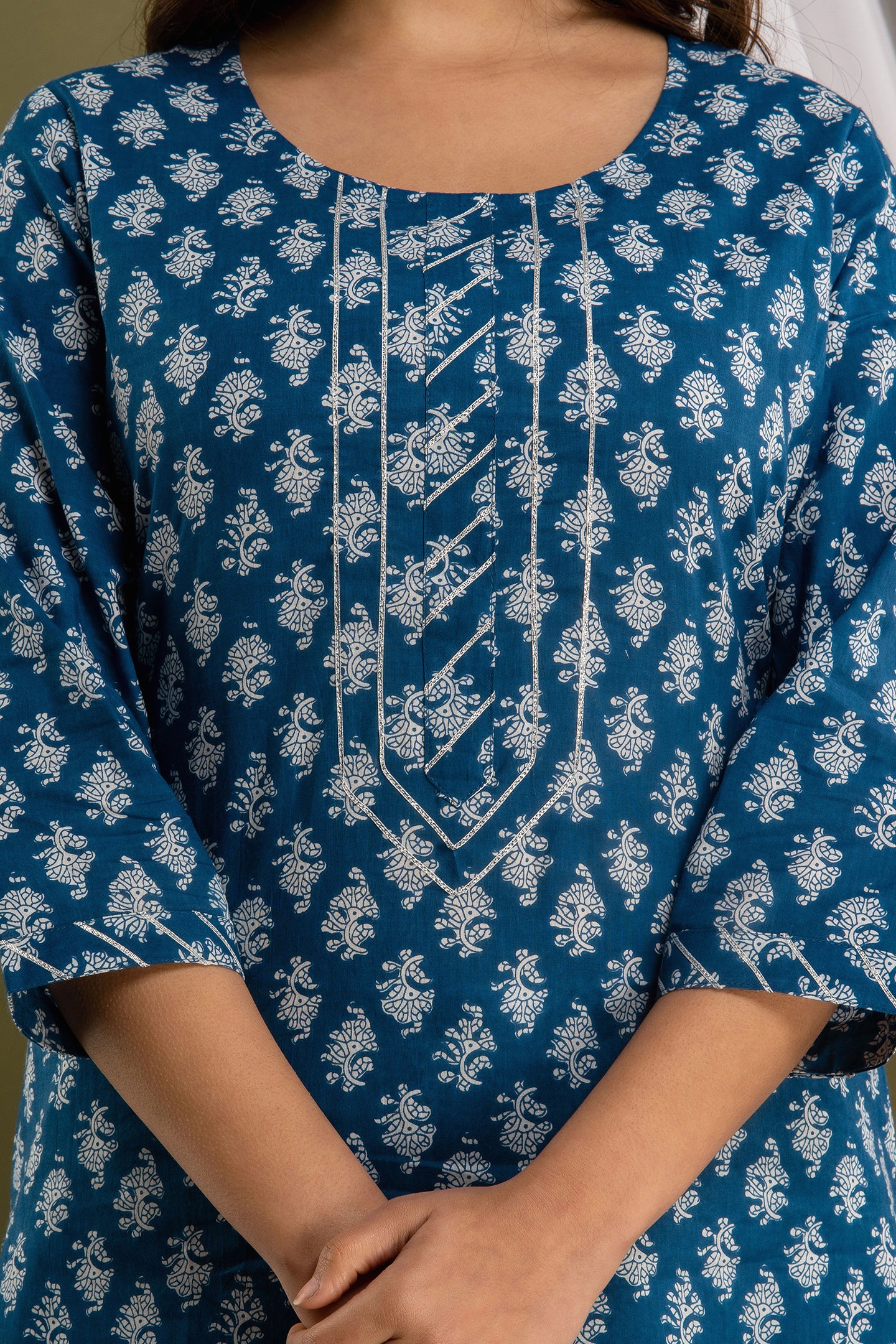 Majestic Indigo Dupatta Set