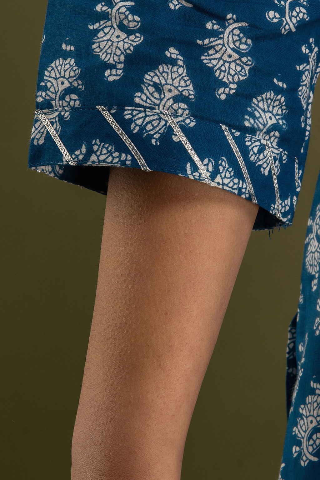 Majestic Indigo Dupatta Set