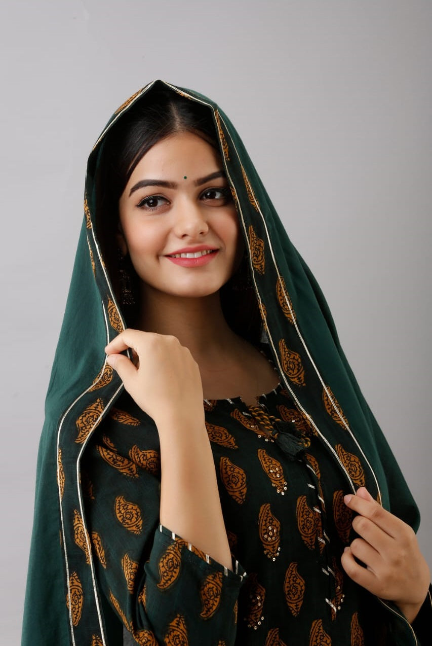 Heritage Pinstripe Dupatta Set