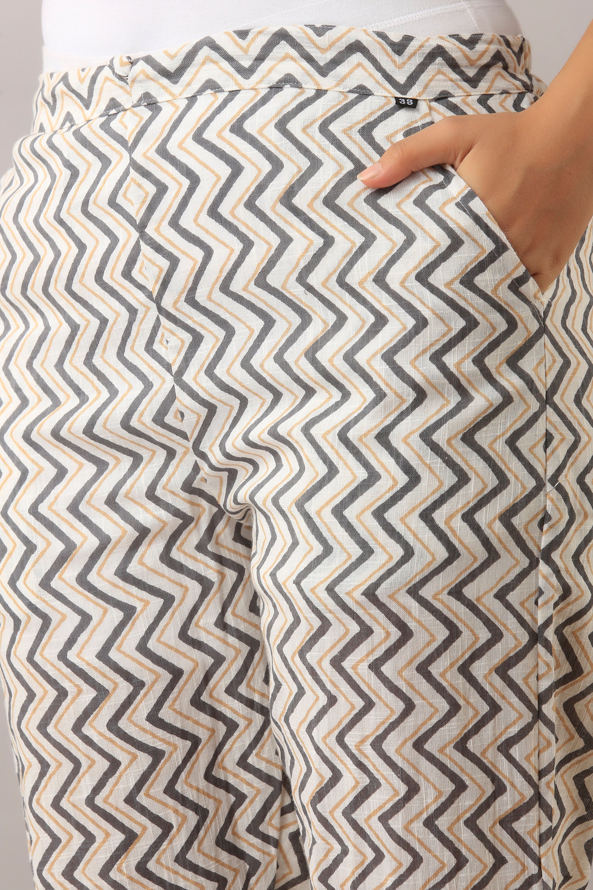 Amber Accents Dupatta Set