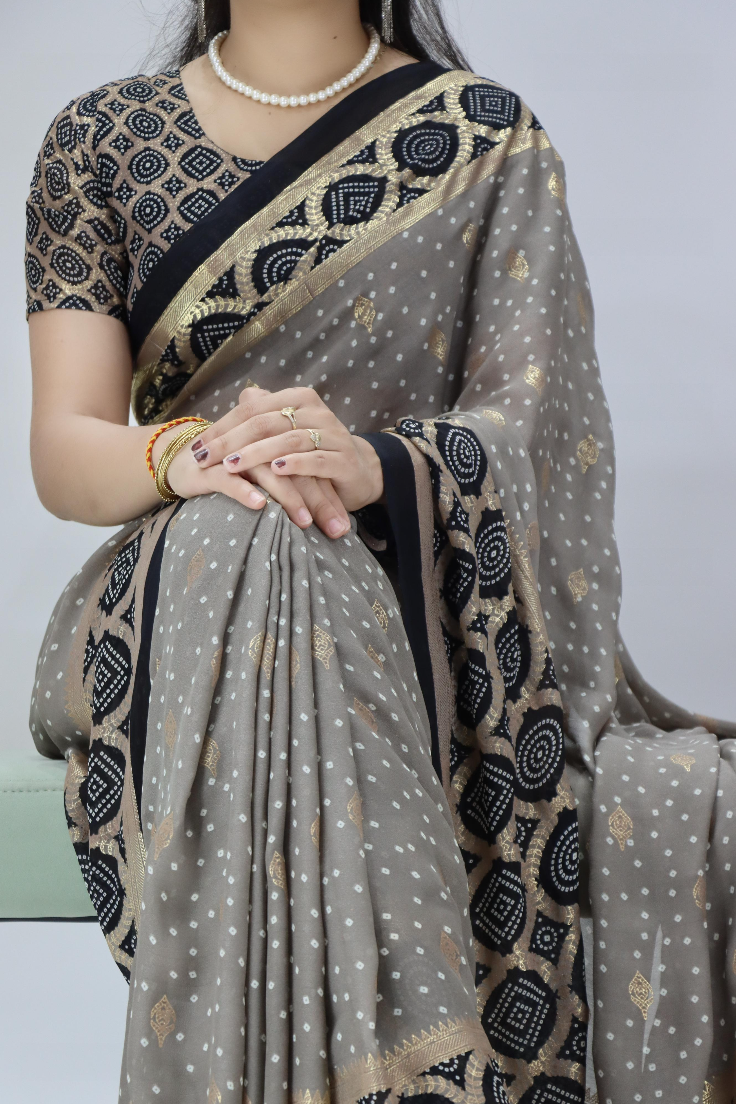 Bandhni Moss Saree