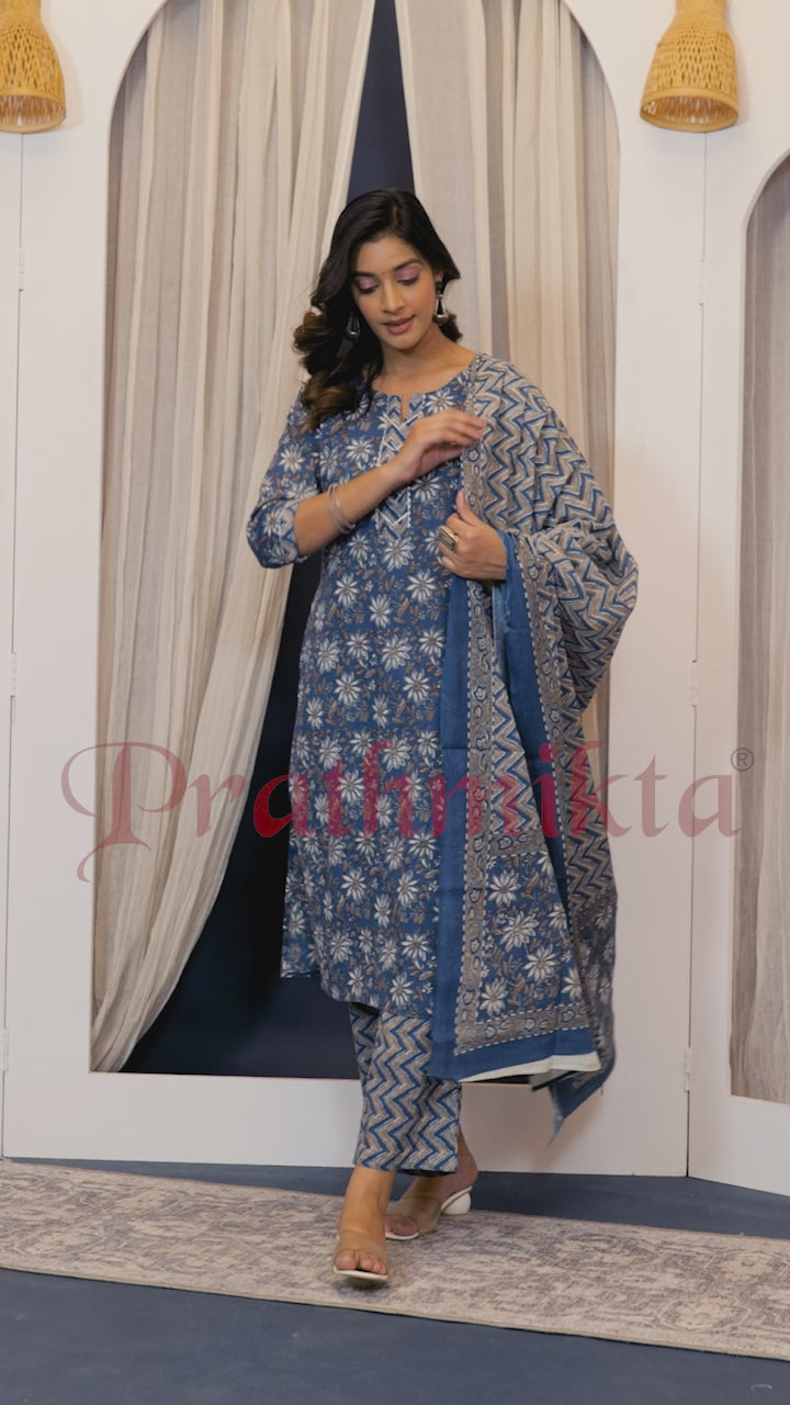 Indigo Chevron Dupatta Set